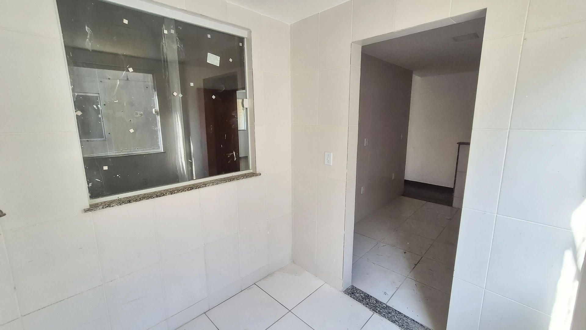 Apartment with 2 bedrooms and a balcony with grill — photo 43