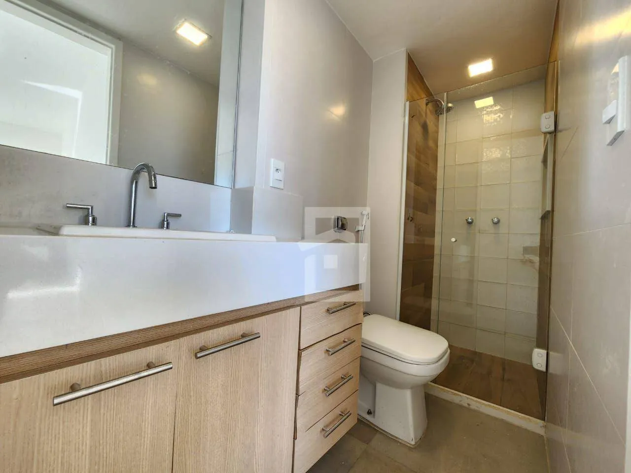 Duplex penthouse with 2 bedrooms and 4 bathrooms, 197 m² — photo 6