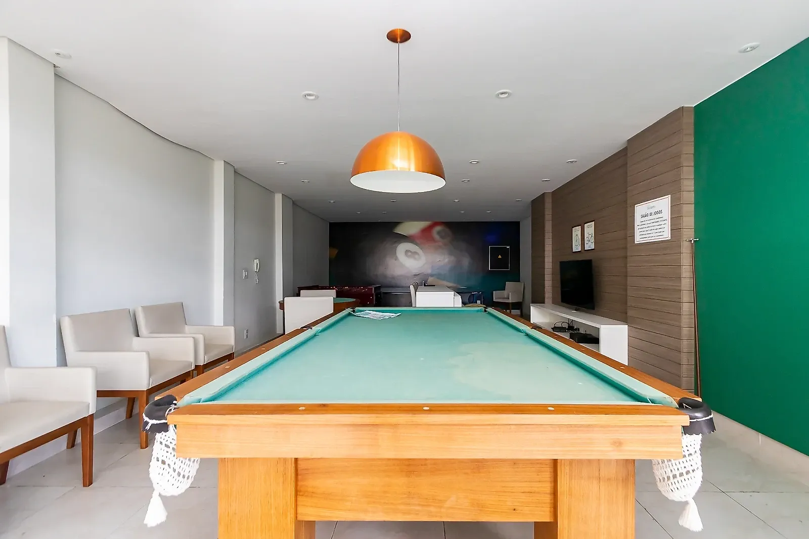 2-bedroom 63 m² apartment with a glass balcony — photo 93