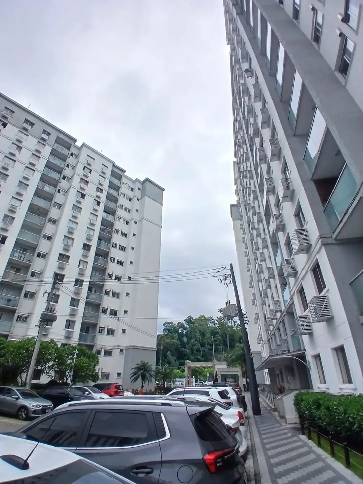 2-bedroom apartment in a building with a sauna — photo 52