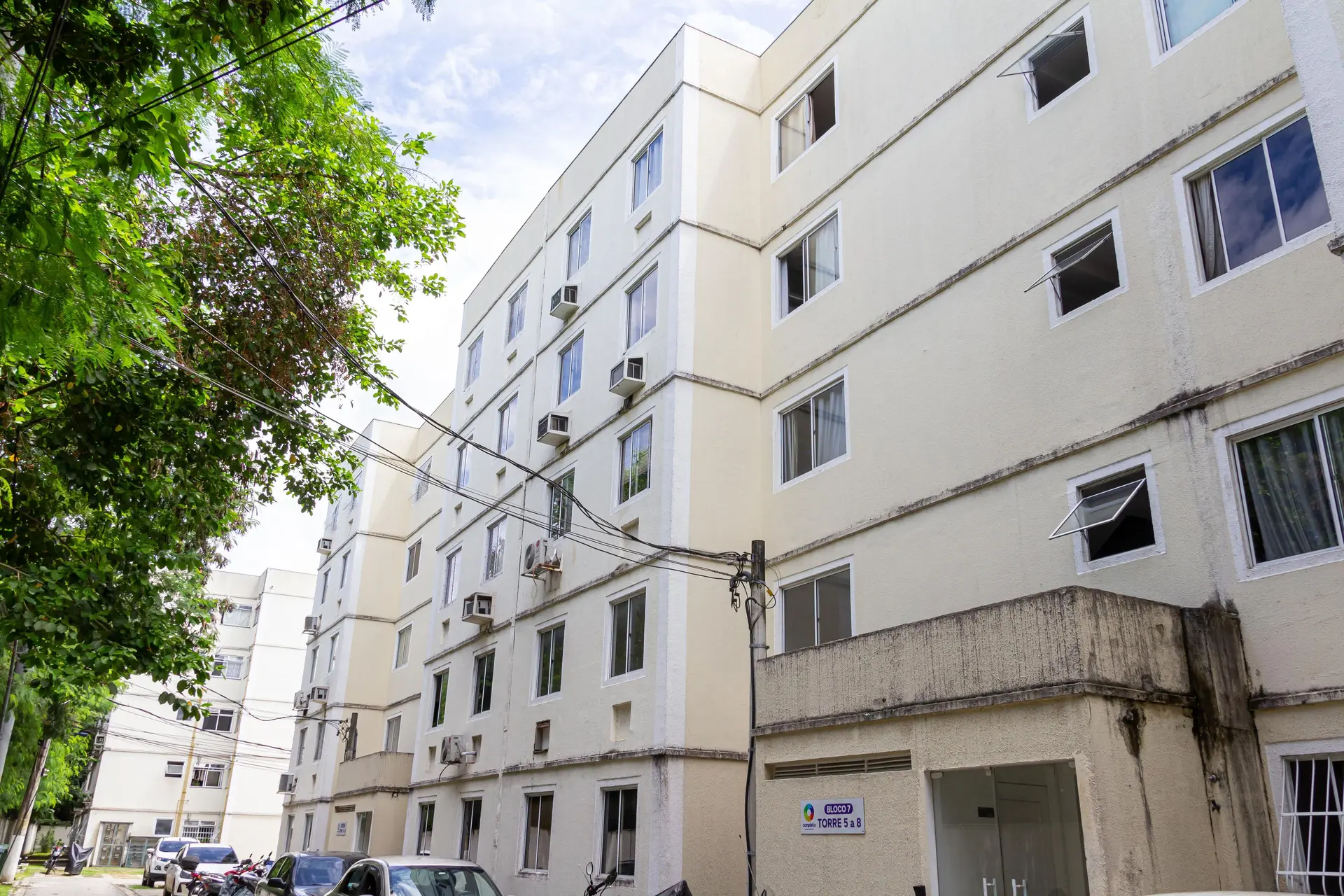 Apartamento mobiliado de 2 quartos em condomínio com piscina — photo 71