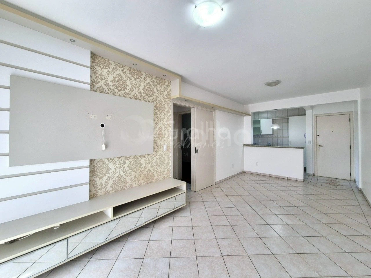 2-bedroom apartment with a private BBQ — photo 14