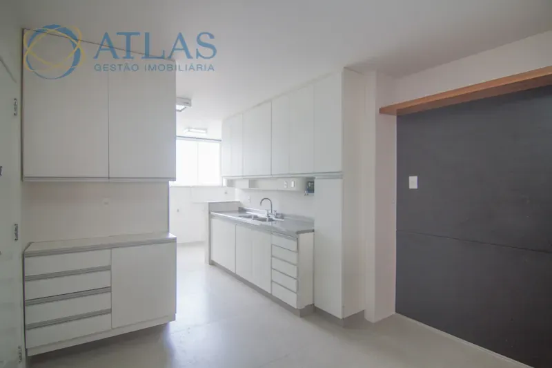 Apartment, 180 m², with a mountain view — photo 2