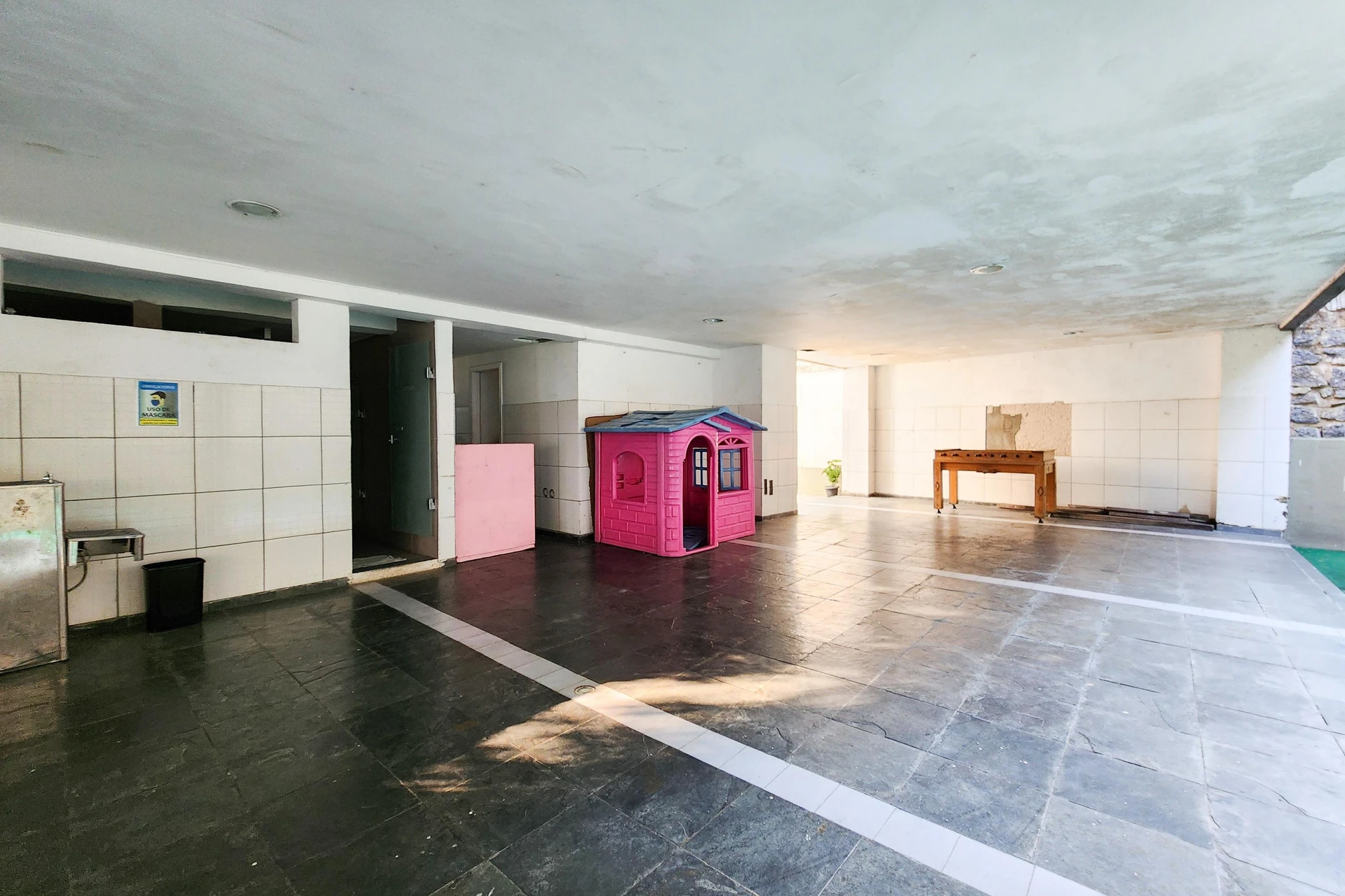 Apartamento para locação com 2 quartos, varanda e 2 banheiros — photo 48