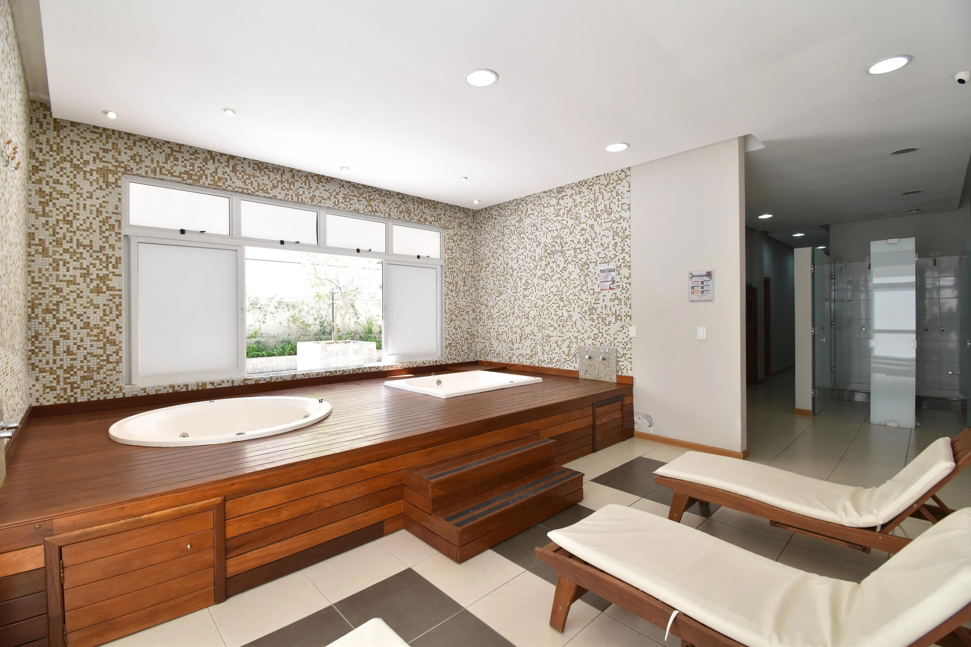 Furnished apartment, 52 m², with a washing machine — photo 40