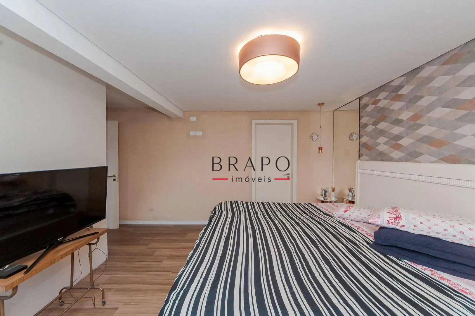 Мебльований будинок на 4 спальні та 540 м² — photo 8