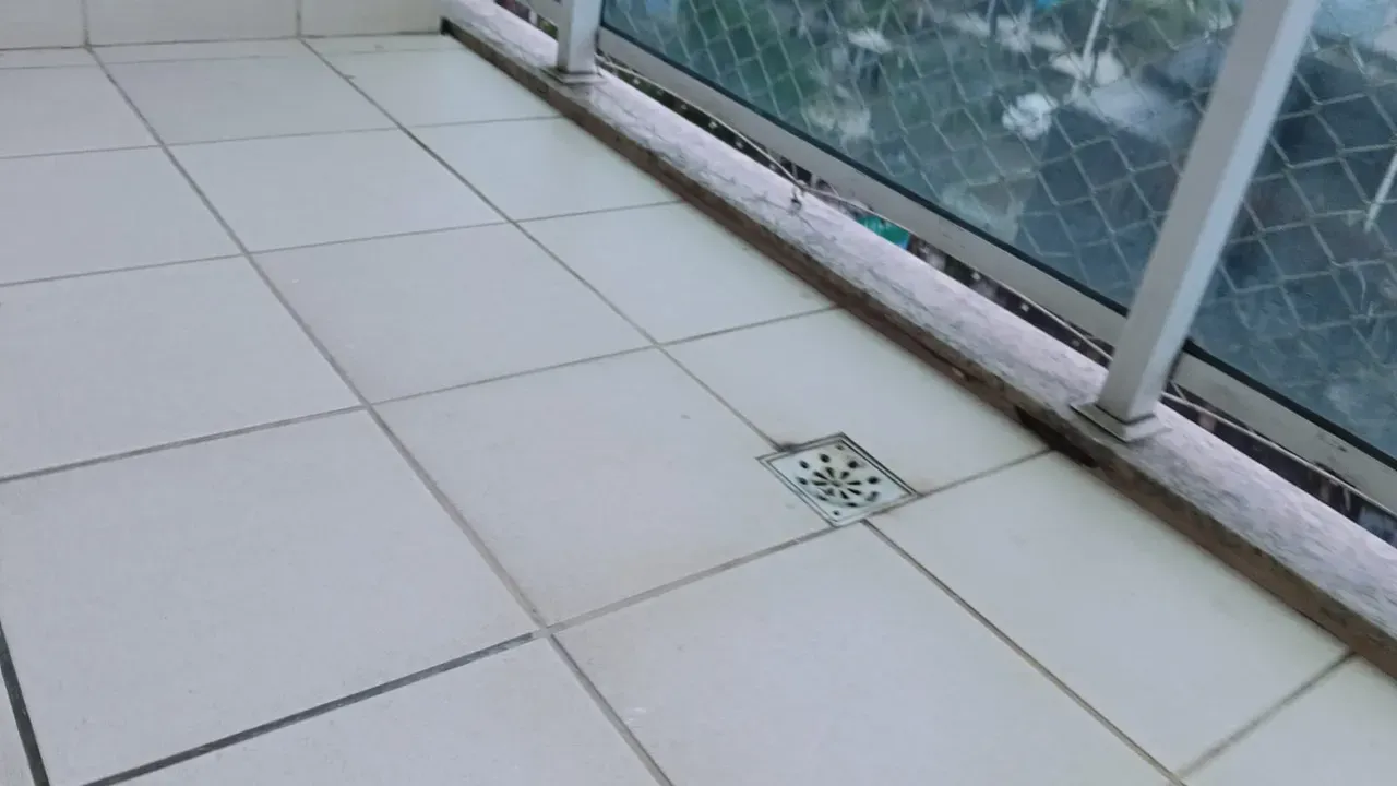 Балкон з грилем та 2 спальні: квартира 60 м² — photo 6