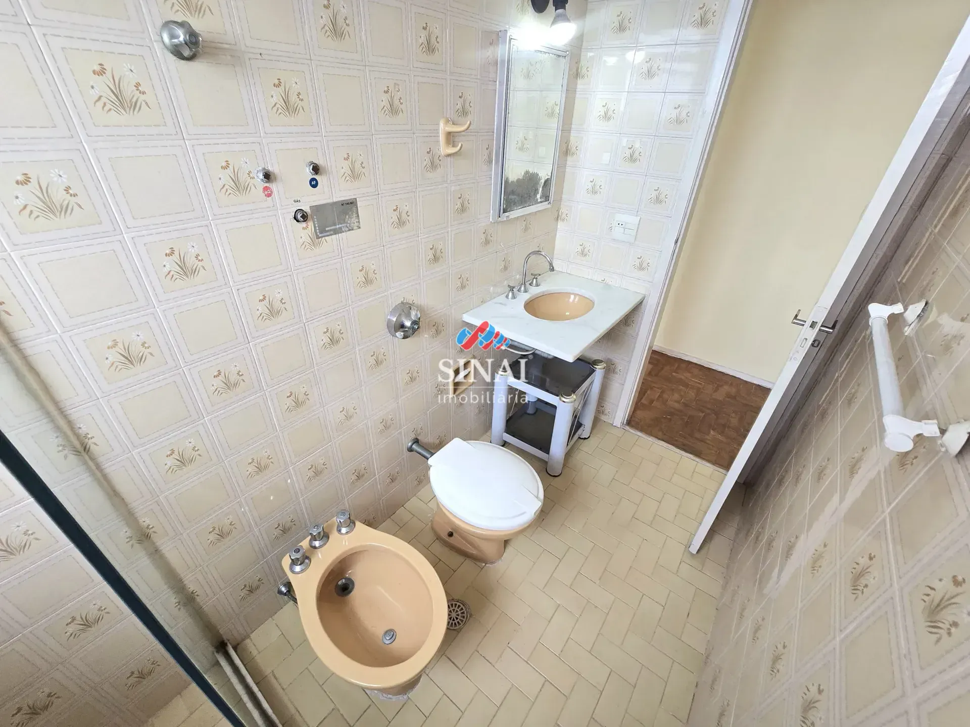 Apartment, 130 m², with a washing machine — photo 45