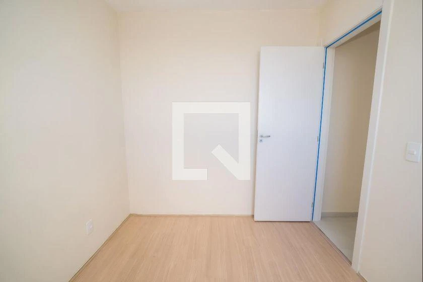 2-bedroom apartment in a building with a gym — photo 27