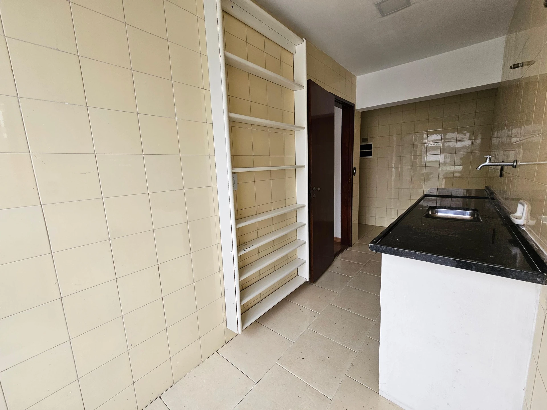356 m² apartment with a water view and a home office — photo 46