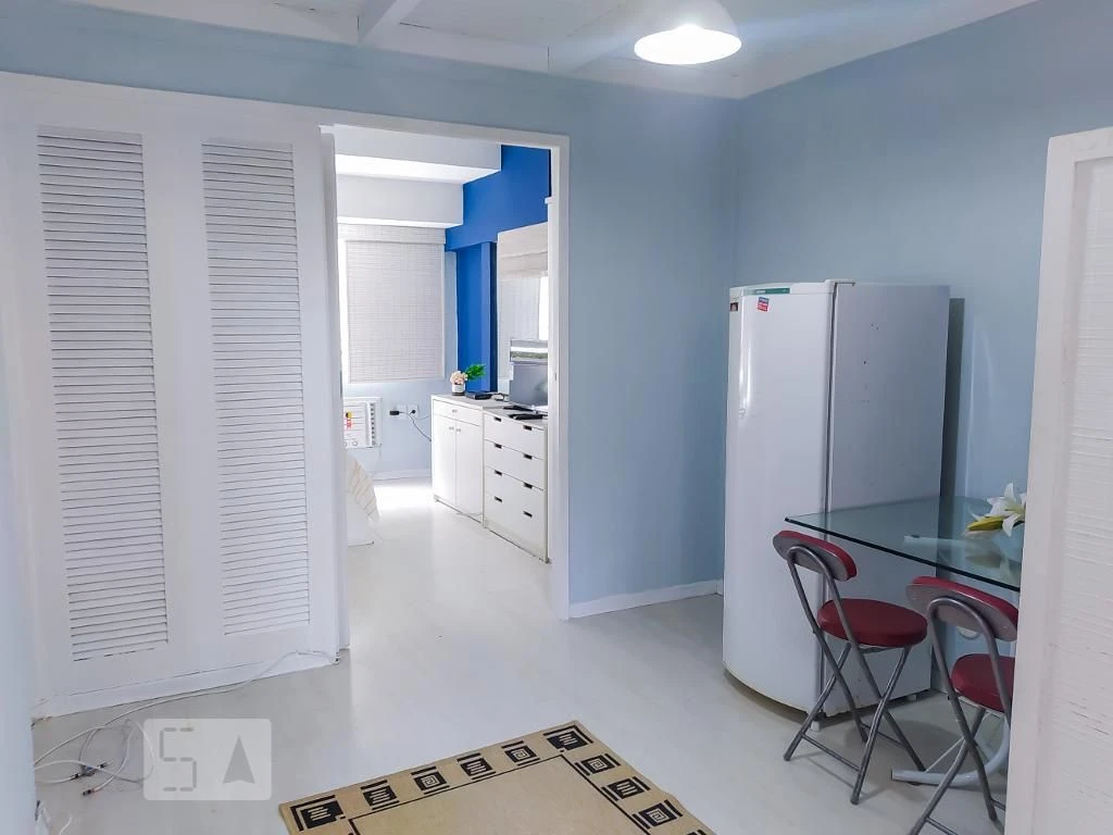 Furnished 1-bedroom apartment with 1 bathroom — photo 2