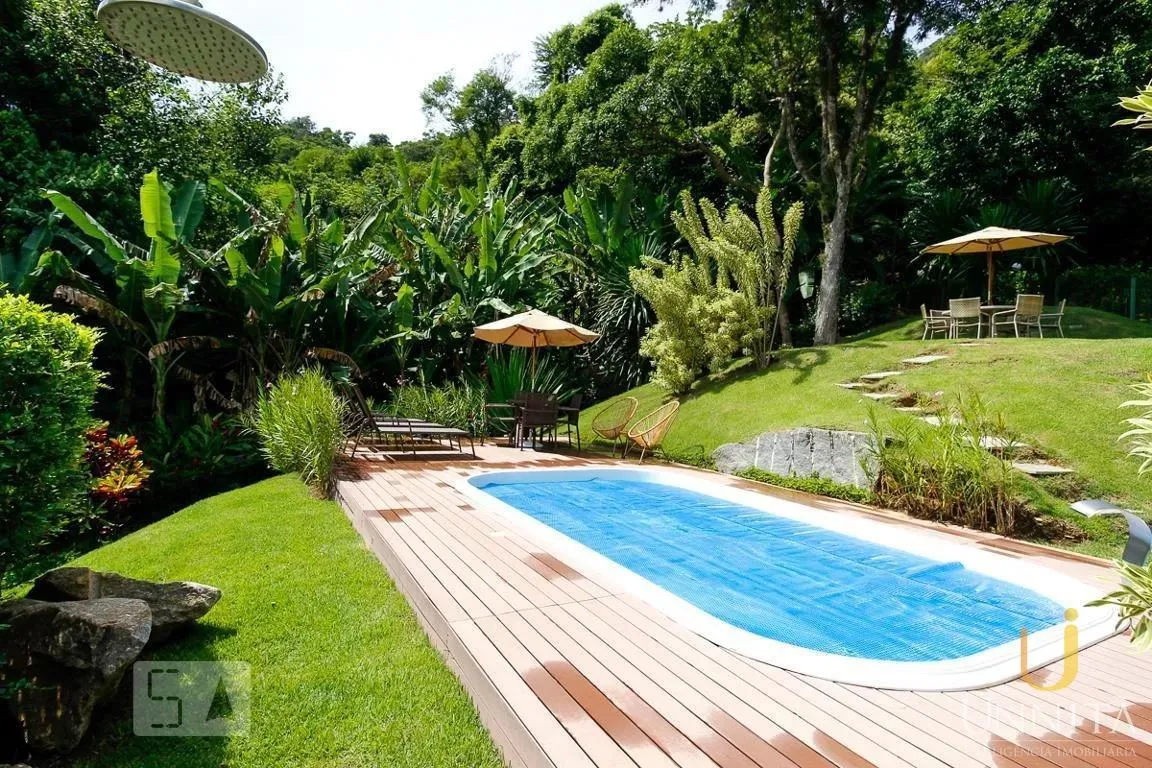 House, 450 m², with a mountain view — photo 7