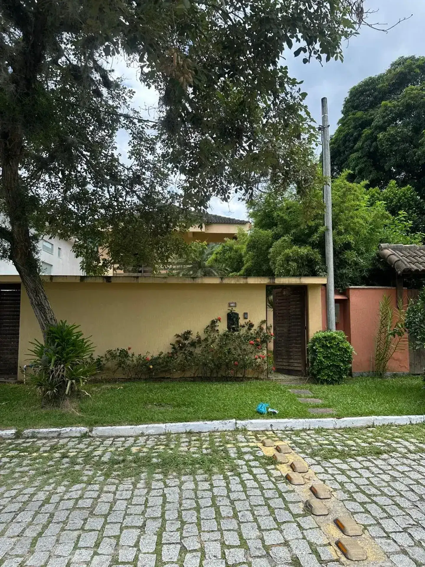 Duplex house with a shared open-air pool — photo 4