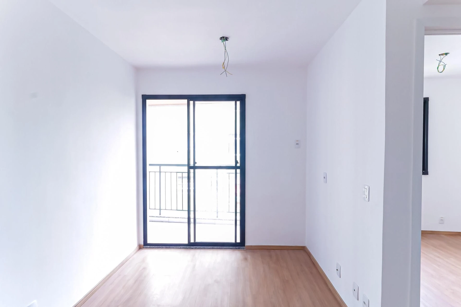 Apartamento de 2 quartos em condomínio com piscina — photo 10