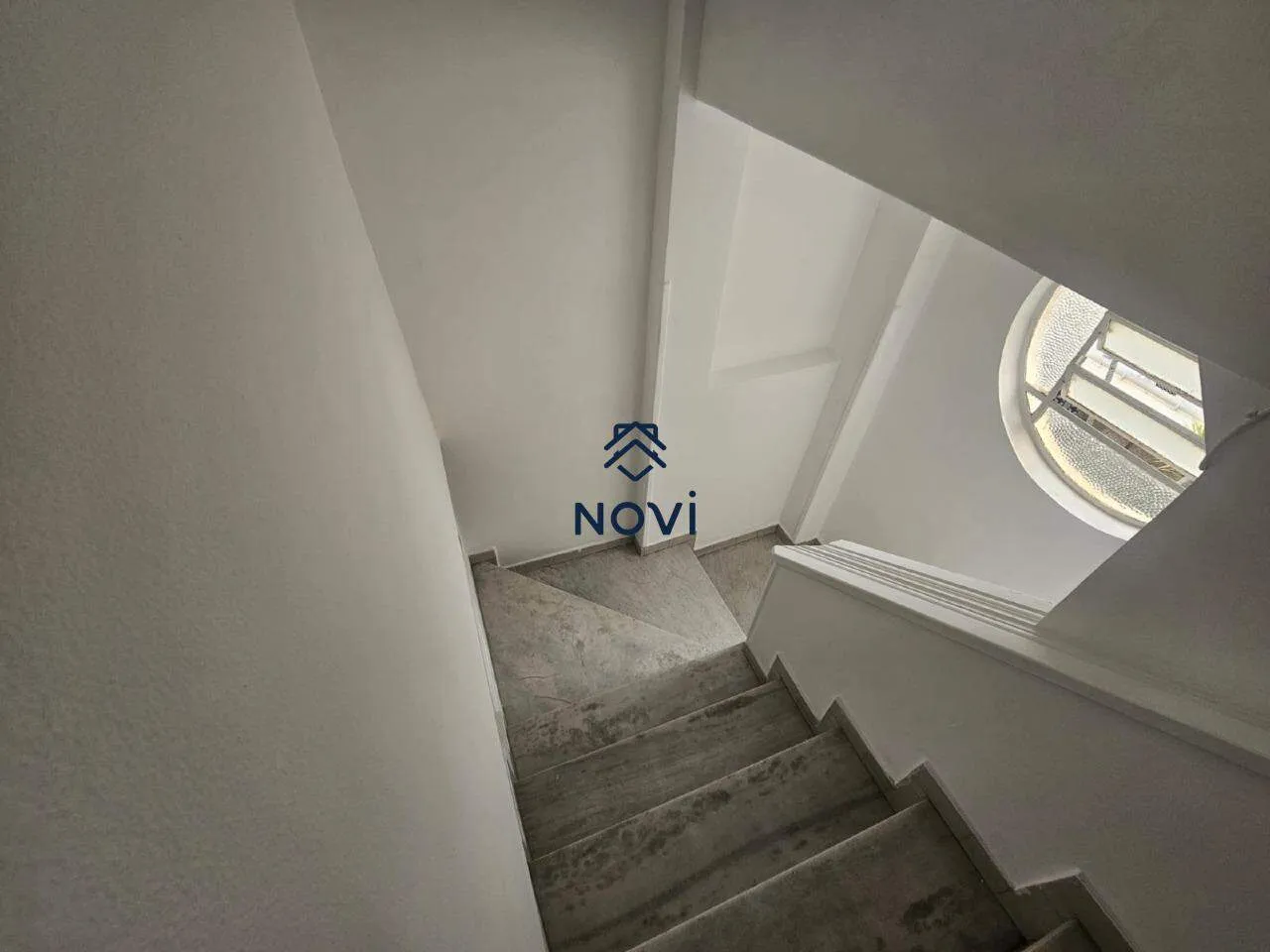 1-bedroom apartment with balcony and 48 m² — photo 6