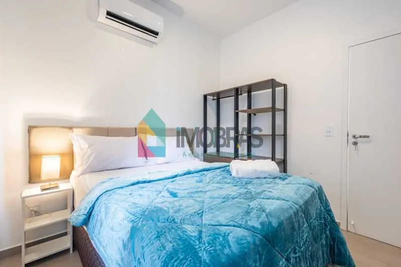 Furnished 2-bedroom apartment with city and water views — photo 6