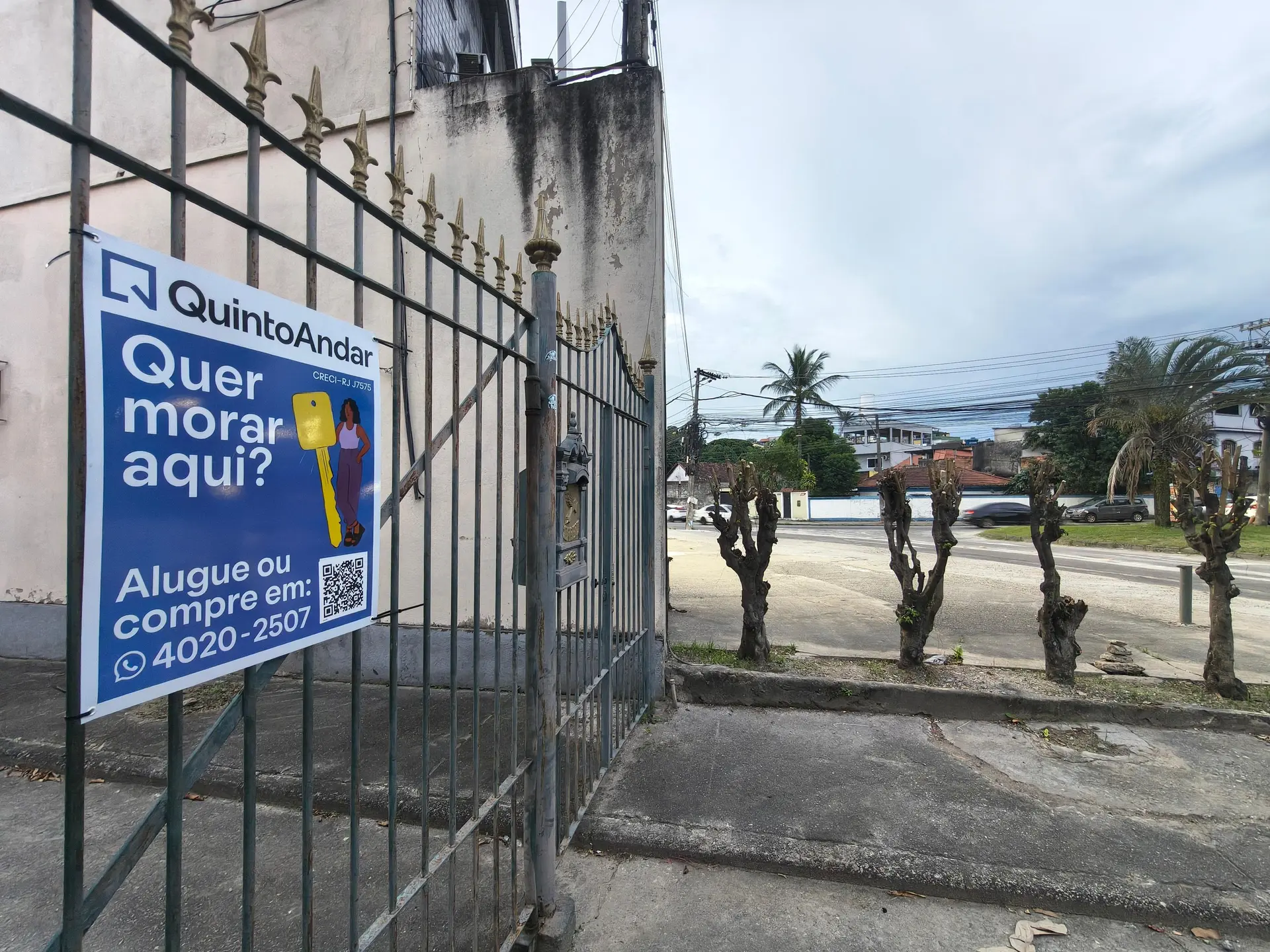 Casa sem mobília com 1 quarto e varanda com pia — photo 41