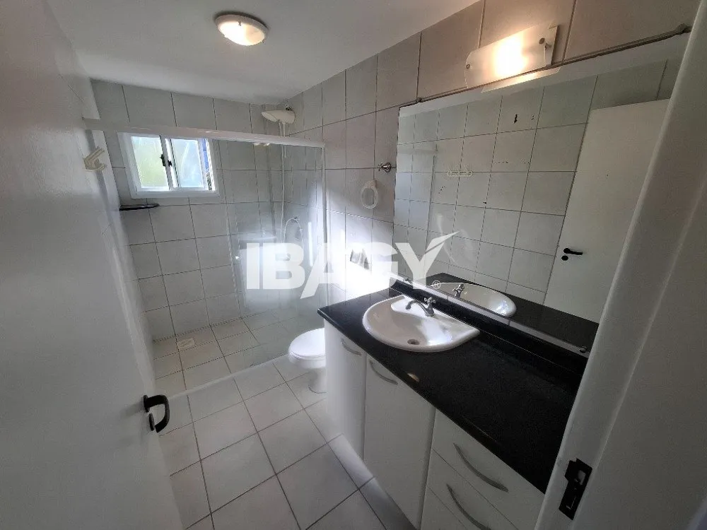 House with 3 bedrooms and 246 m², open-plan kitchen — photo 11