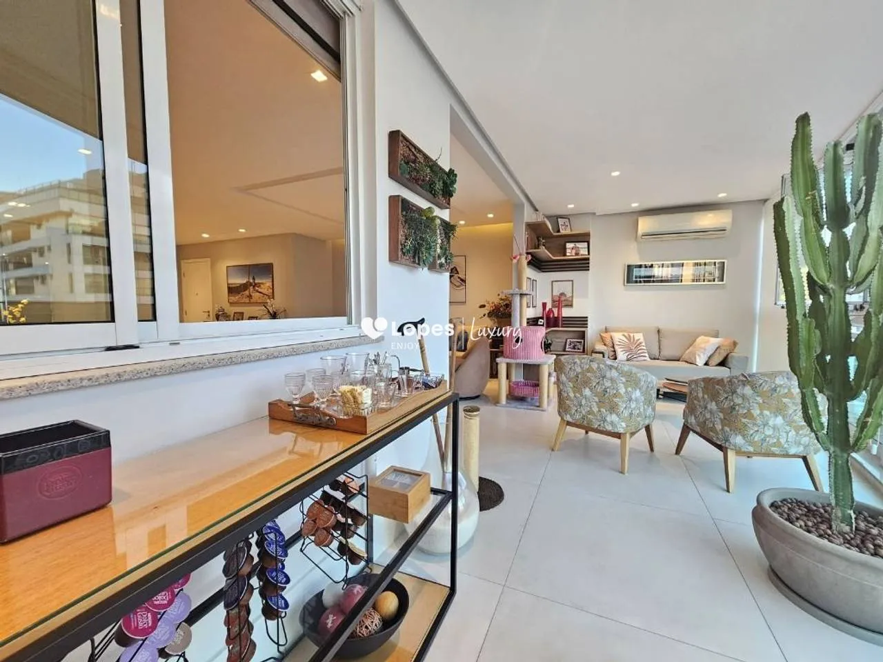 4-bedroom apartment with 158 m² and 2 parking spaces — photo 33