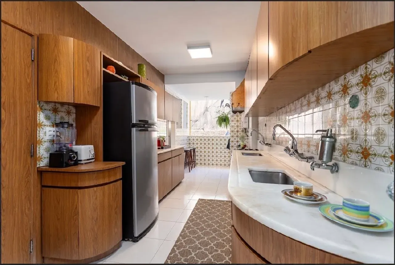 3-bedroom apartment with floor-to-ceiling windows — photo 26