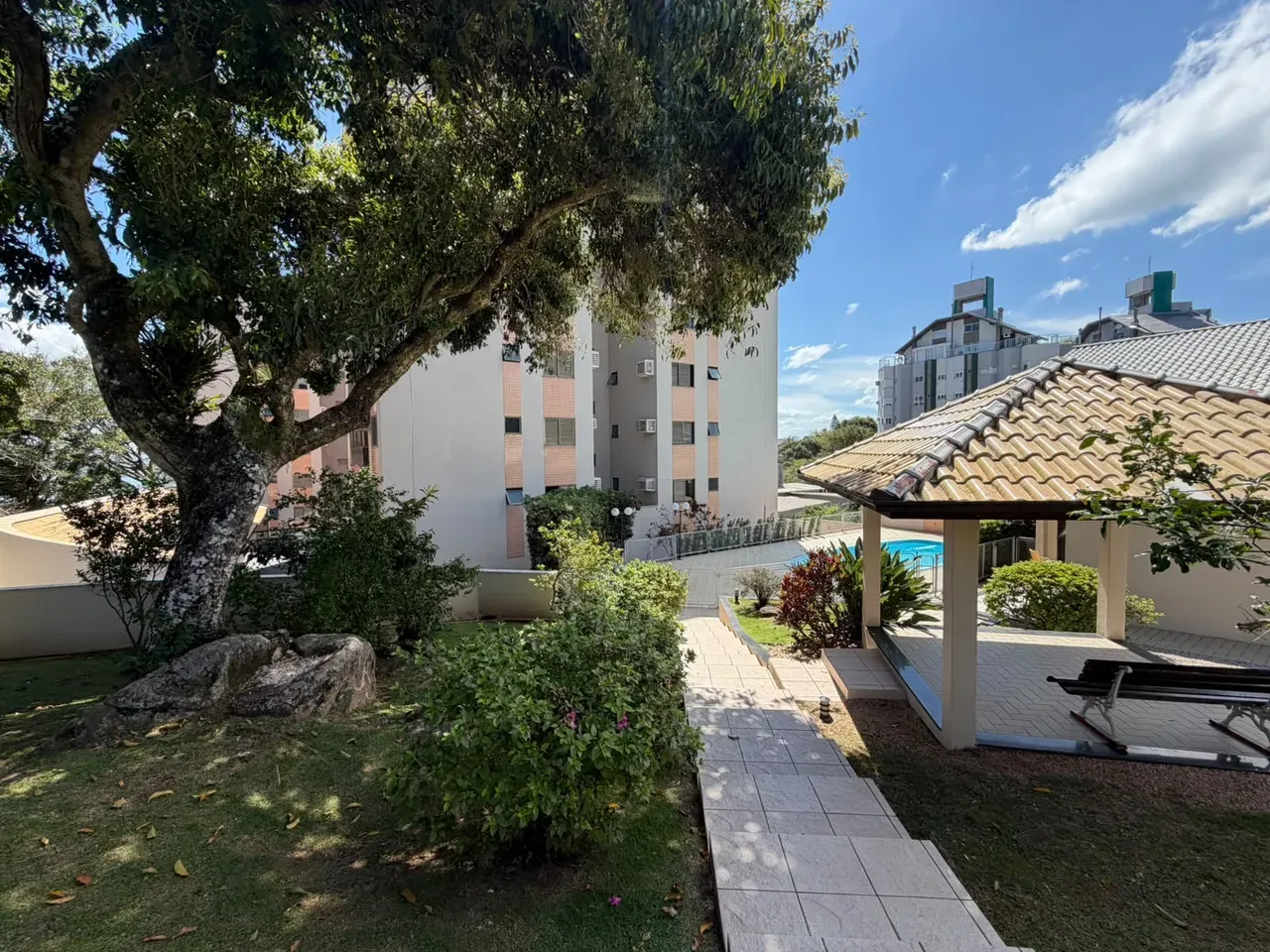 Private BBQ in a 3-bedroom apartment, 100 m² — photo 22