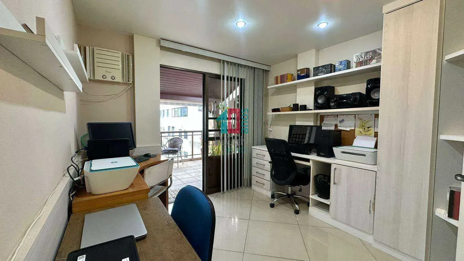Furnished 3-bedroom apartment with balcony and 3 parking — photo 38