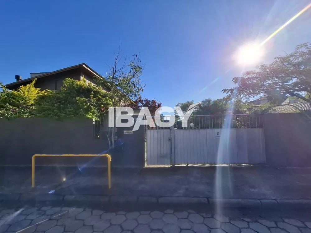 1-bedroom house with open-plan kitchen and 55 m² — photo 38