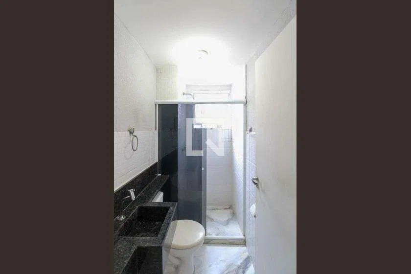 2-bedroom apartment with a gas stove and 40 m² — photo 2
