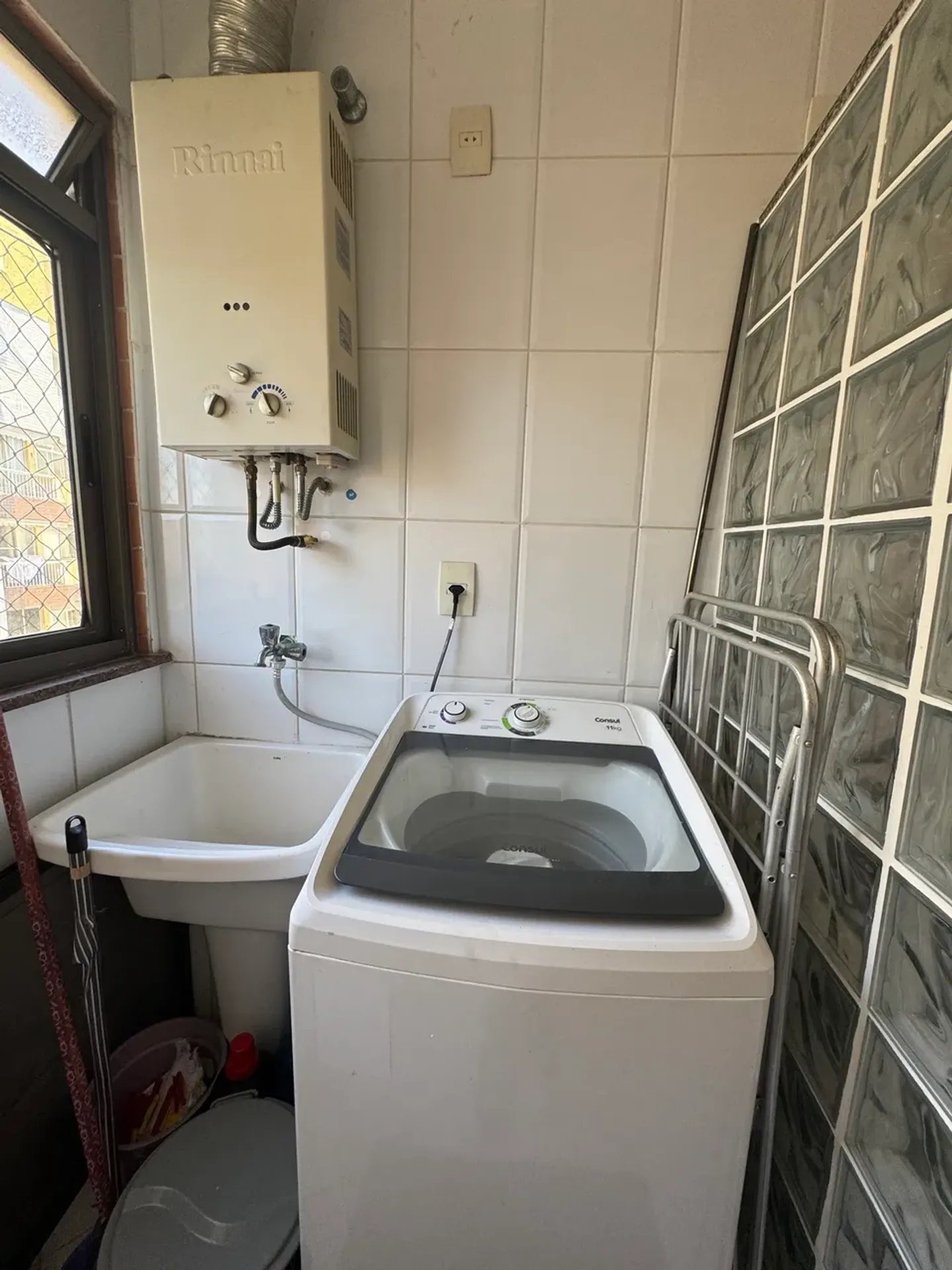 Furnished apartment with a balcony and 2 bedrooms — photo 31