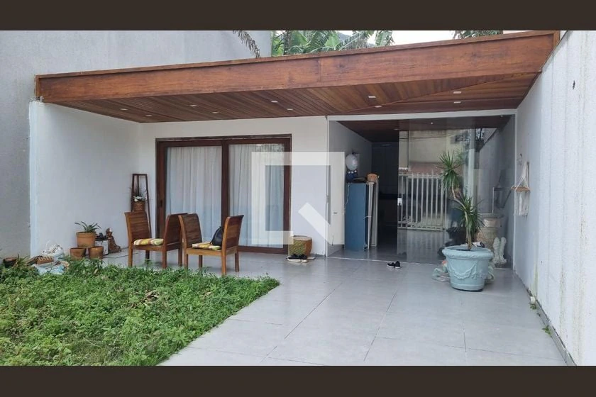 Condominium townhouse with 1 en-suite and 160 m² — photo 5