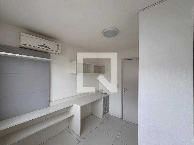 3-bedroom apartment with a mountain view in Rio de Janeiro — photo 48