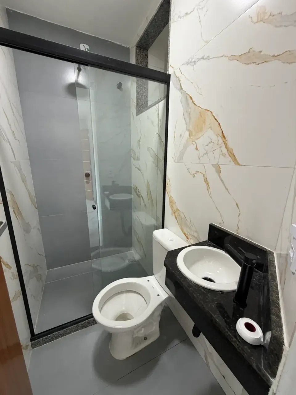 1-bedroom apartment with a separate kitchen — photo 12