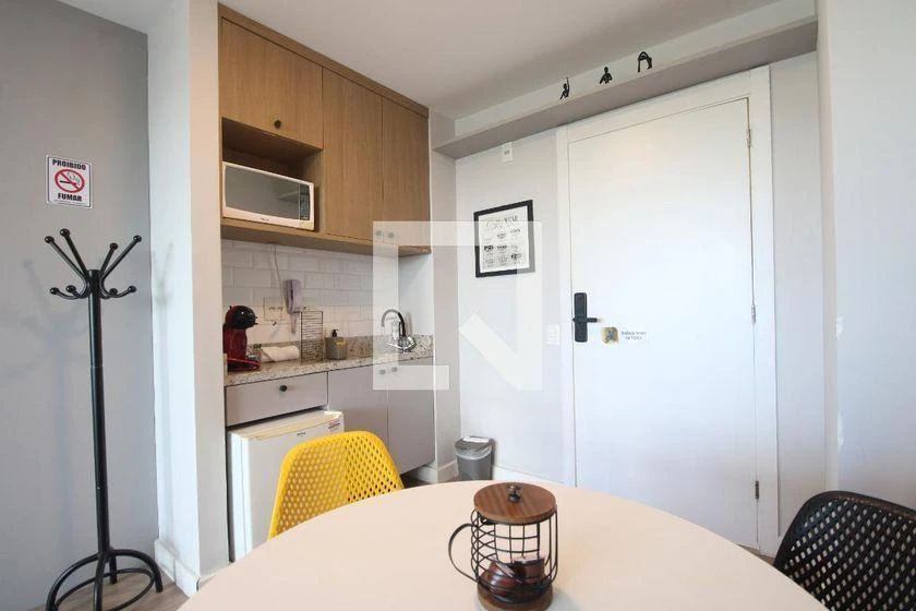 Furnished 79 m² apartment with 2 bedrooms and 2 bathrooms — photo 28
