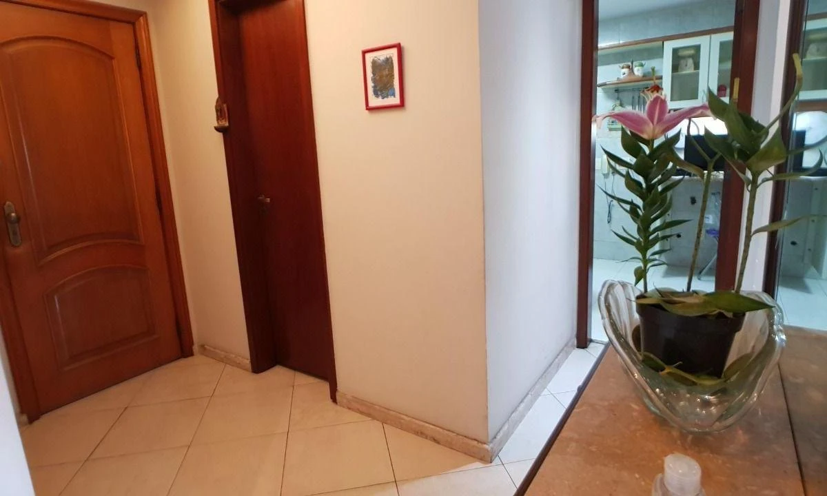 Furnished 201 m² apartment with 4 bedrooms and 3 parking — photo 24