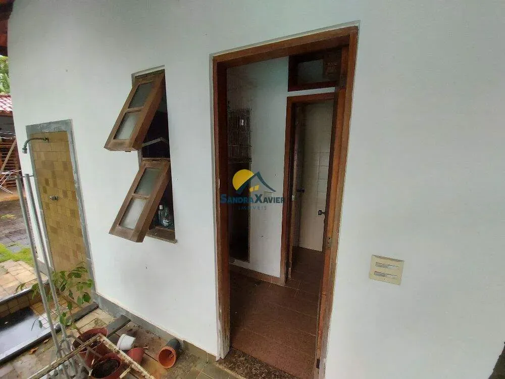 House with 4 bedrooms and 5 bathrooms for rent — photo 53