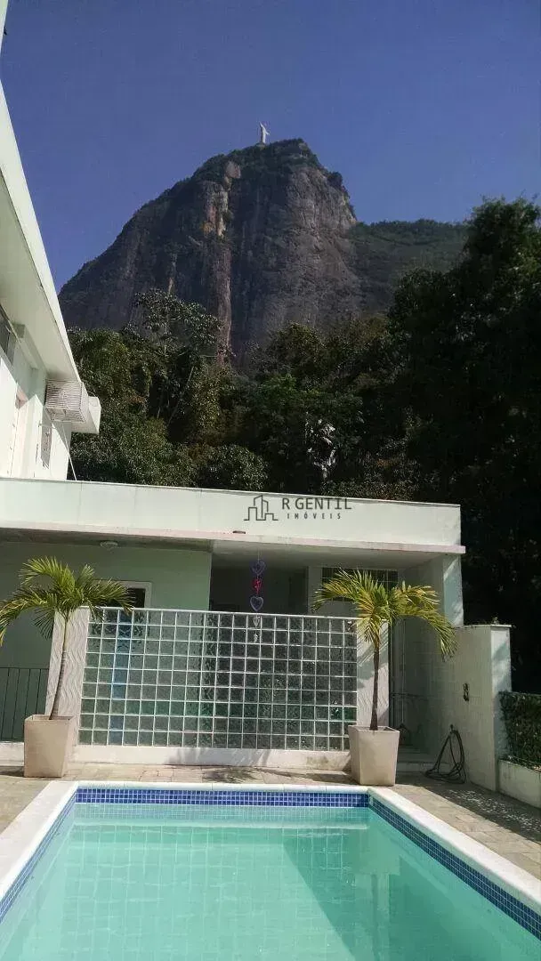 Casa para alugar com 4 dormitórios, 5 banheiros e 5 vagas — photo 28
