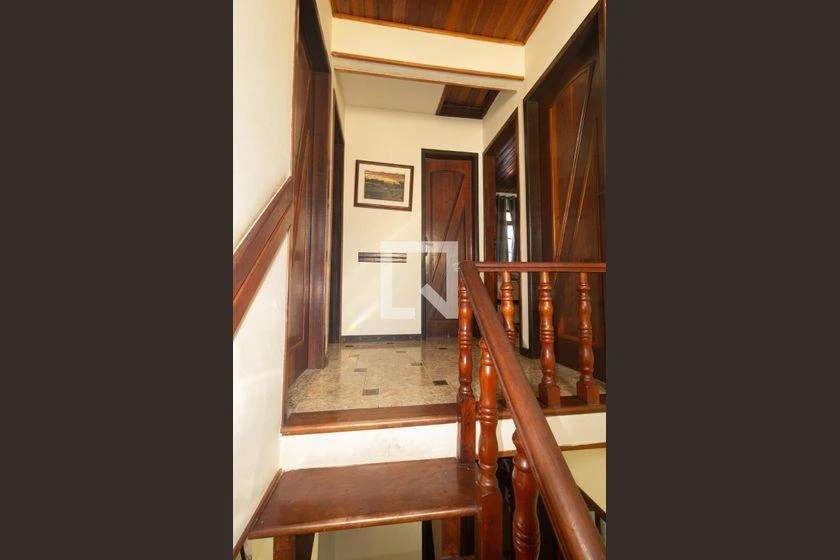 5-bedroom house with a mountain view in Rio de Janeiro — photo 2