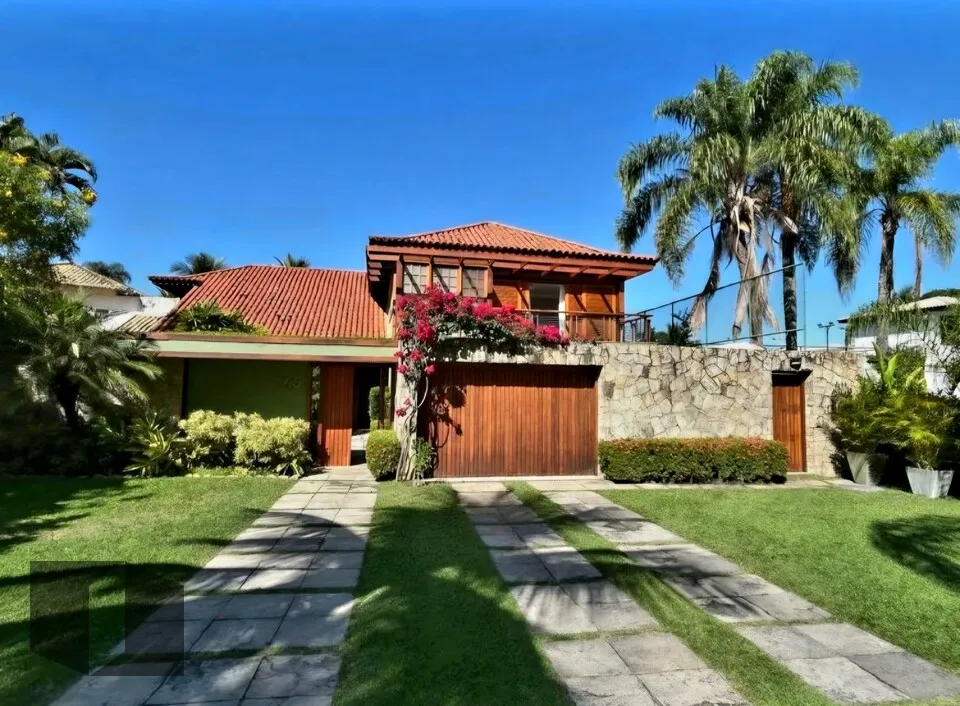 Casa com 4 quartos, 5 banheiros e 5 vagas — photo 4