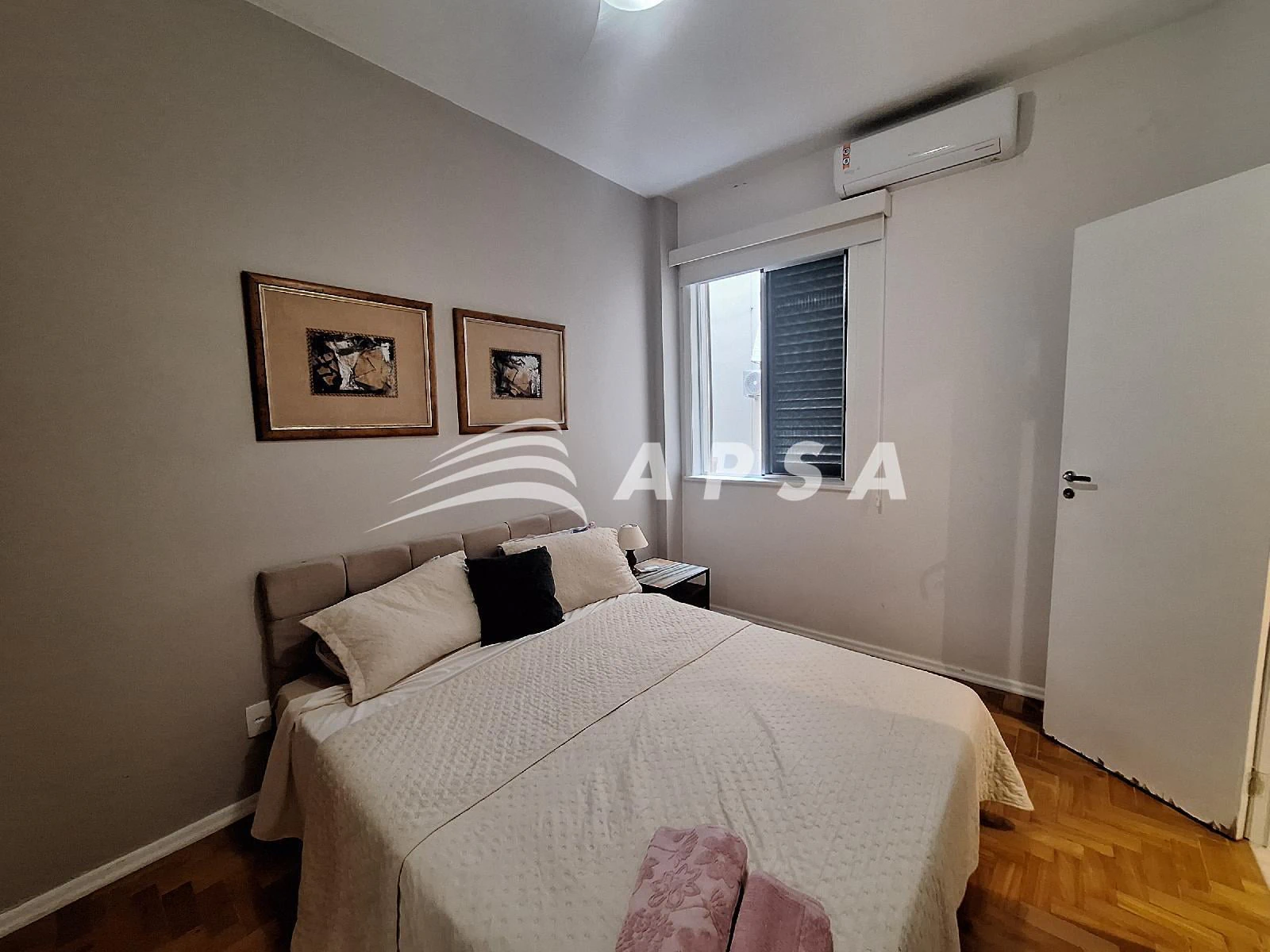Apartamento com piso de madeira ou laminado, Ipanema — photo 17