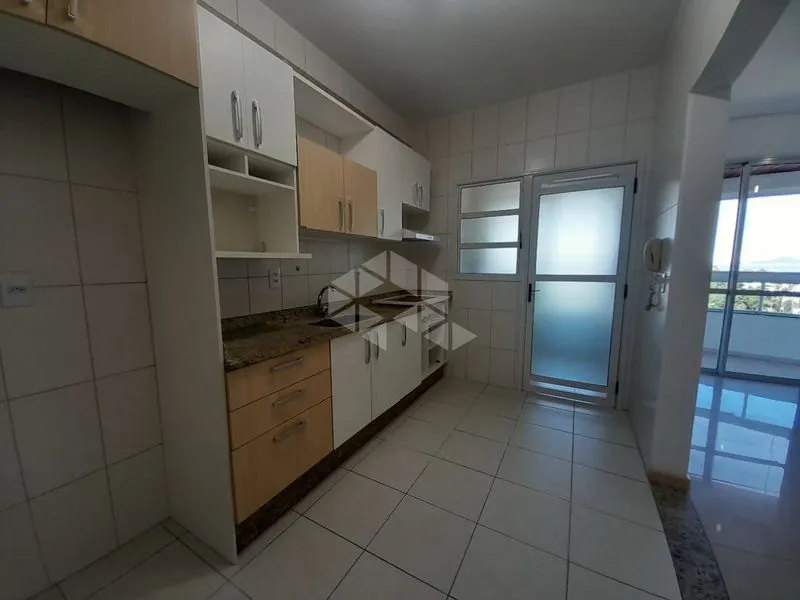 95 m² apartment with 3 bedrooms and 2 bathrooms — photo 11