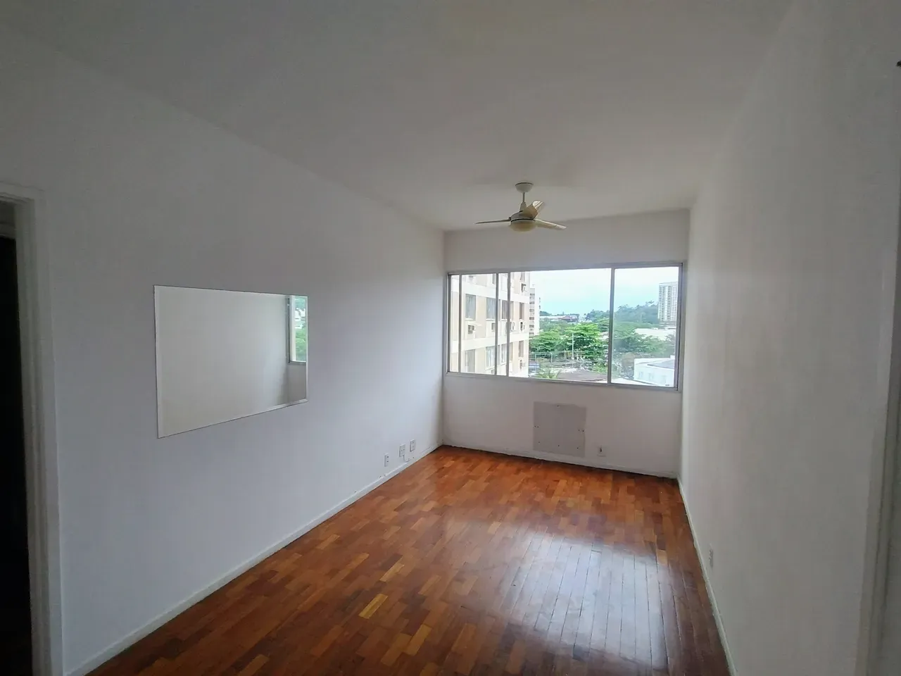 Apartamento de 1 quarto de 50 m² no 4º andar — photo 3