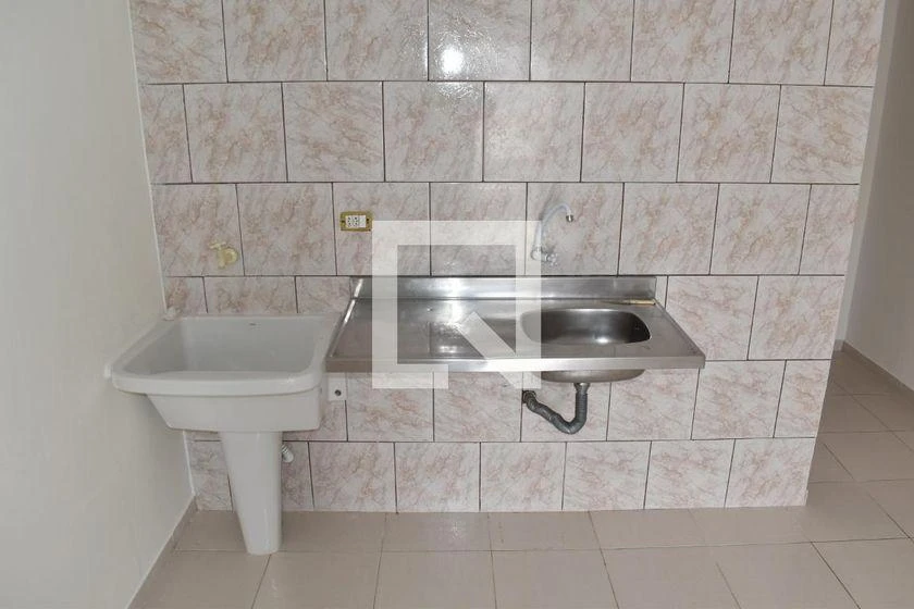 Casa de 38 m² y 1 dormitorio en Curitiba — photo 2