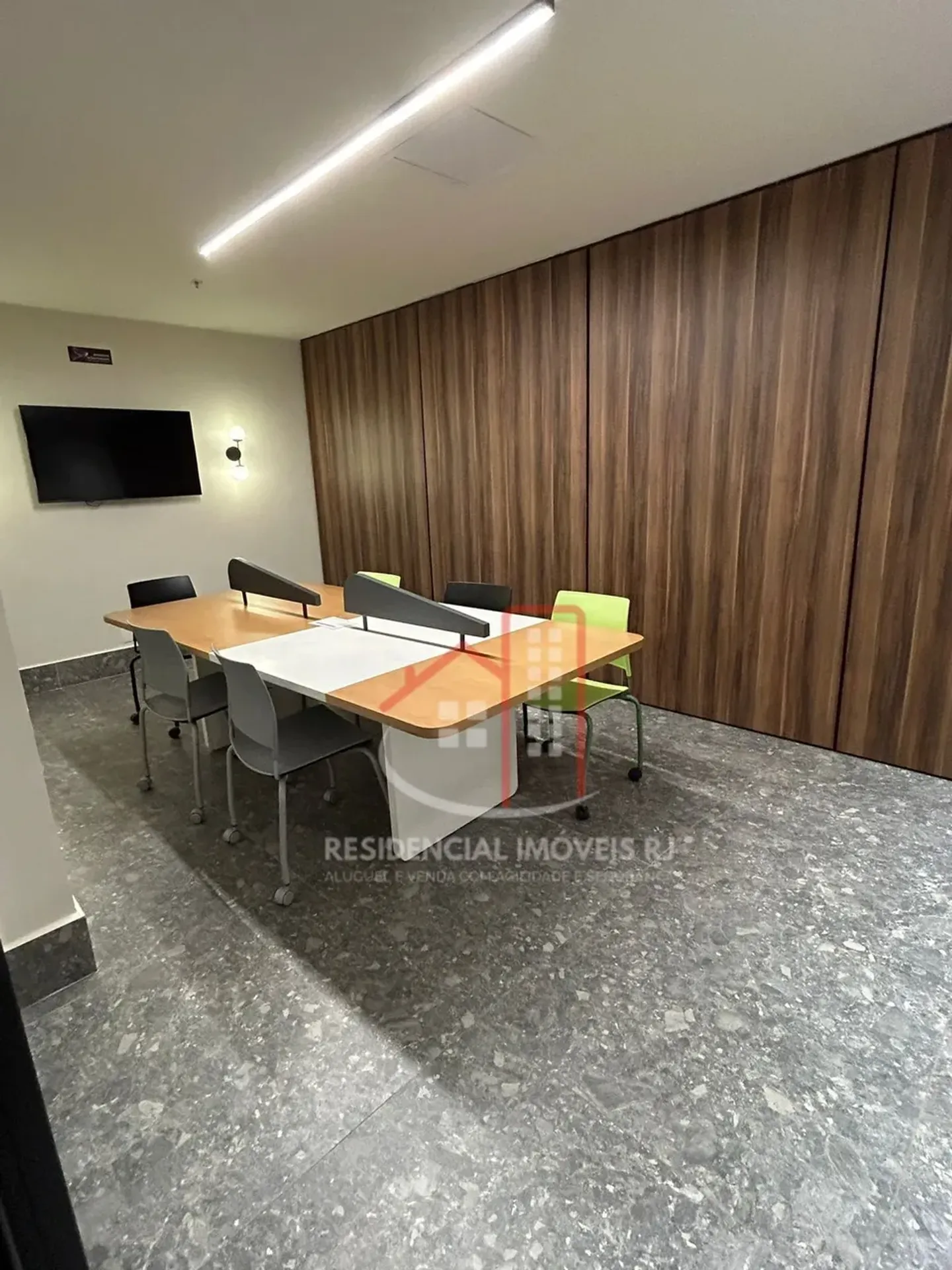 One-bedroom apartment with a home office — photo 18
