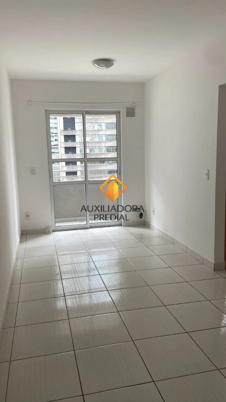 Apartamento de 1 quarto com cozinha independente — photo 2