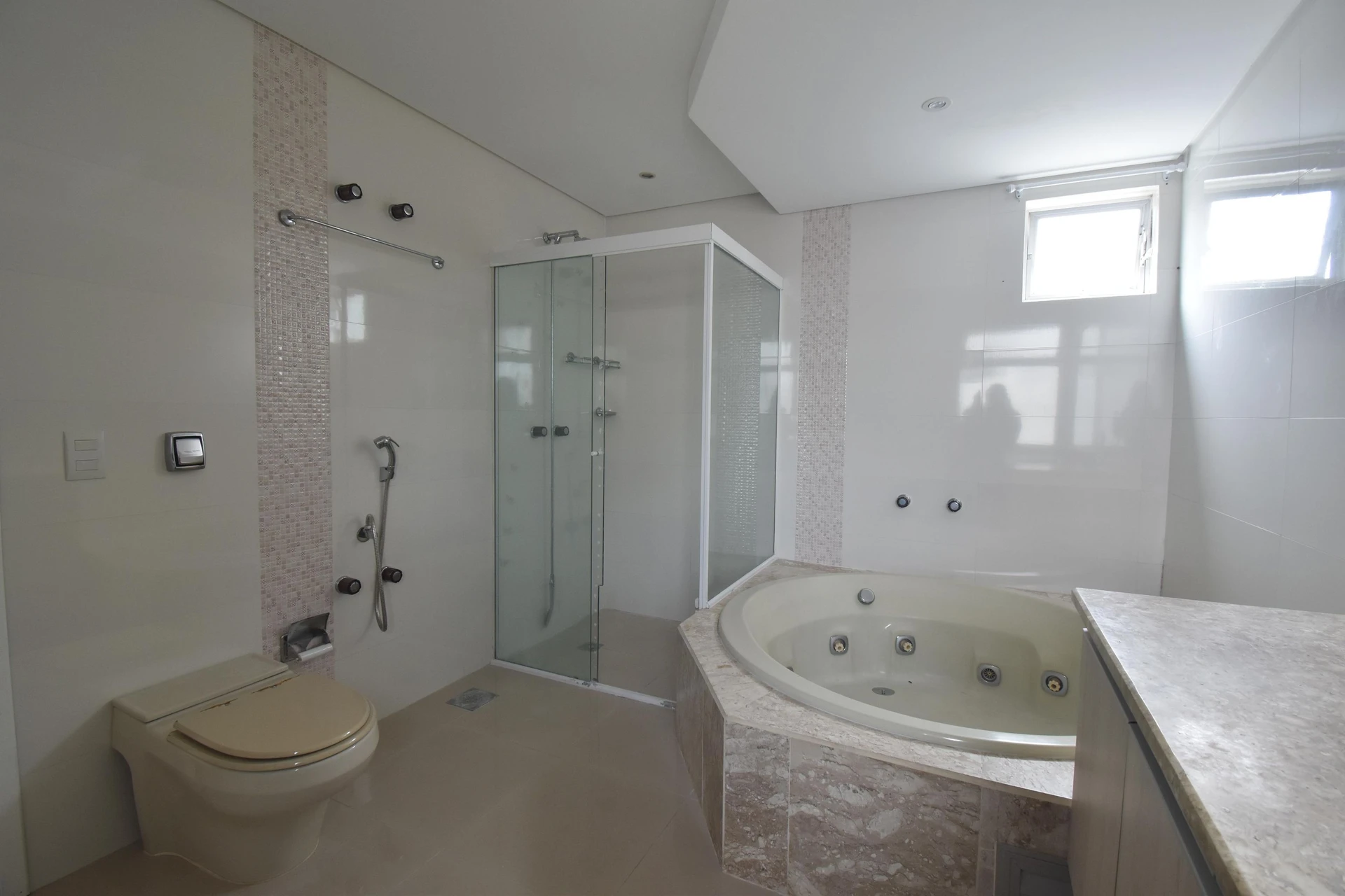 4-bedroom apartment with a jacuzzi — photo 11