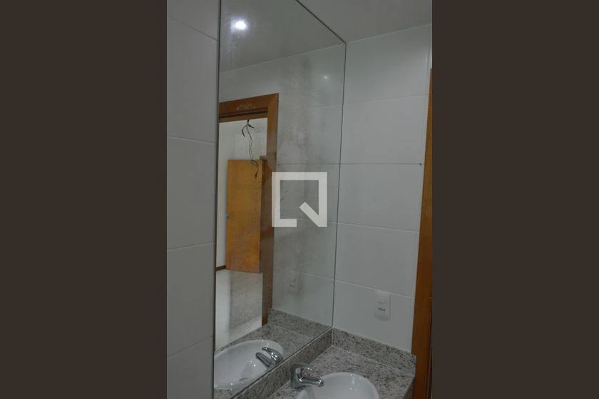 188 m² house with 4 en-suite bedrooms and 3 parking spots — photo 20