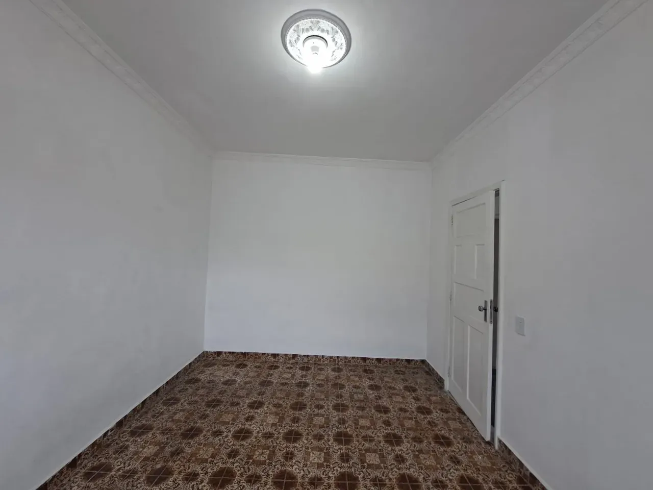 2-bedroom apartment with 1 parking space and 2 bathrooms — photo 25