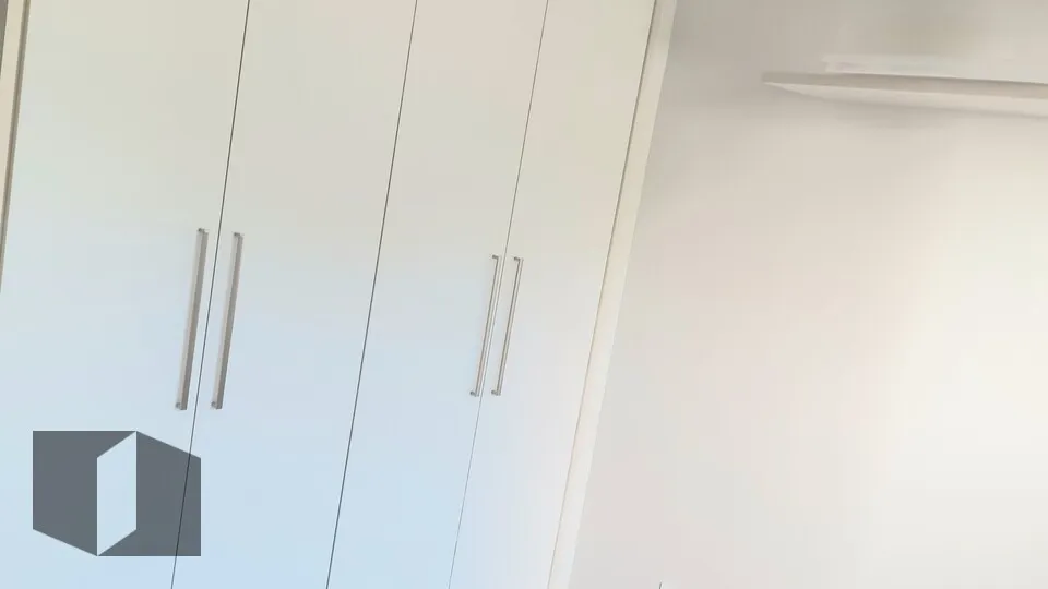 Apartamento com 3 dormitórios e varanda envidraçada — photo 15