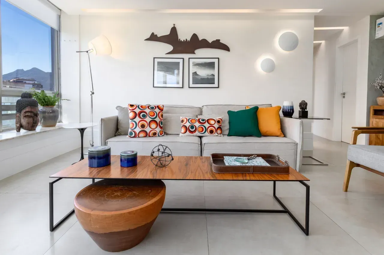 Furnished apartment with 2 bedrooms and water views — photo 8