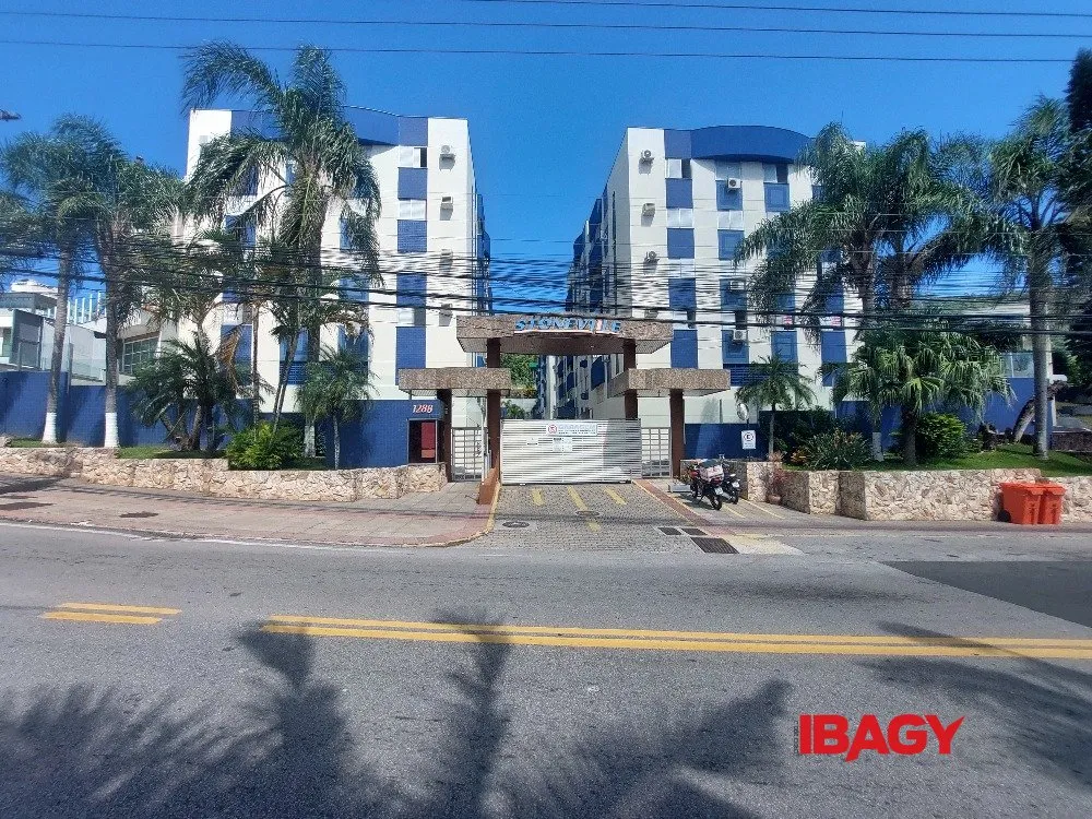 Мебльована квартира 108 м² з 3 спальнями — photo 21